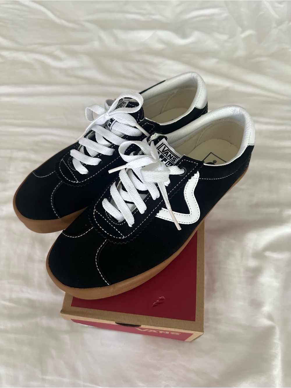 NEW IN BOX Vans Sport Low | US Women’s Size 7.5